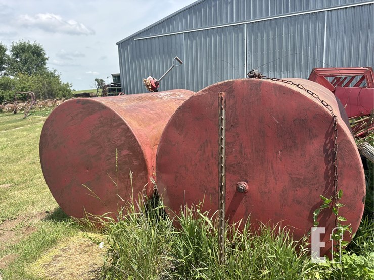 2x-550-gal-fuel-tanks-6418-image-4