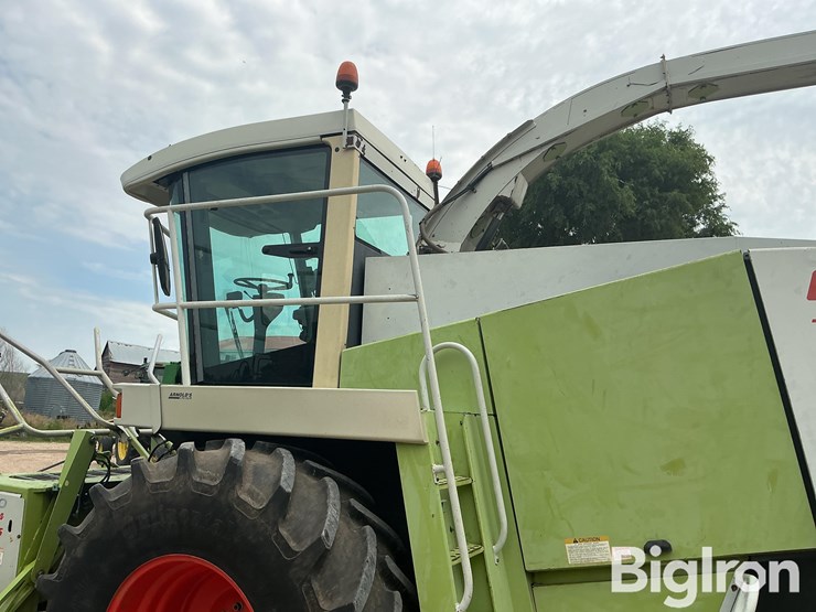 claas-jaguar-880-image-14