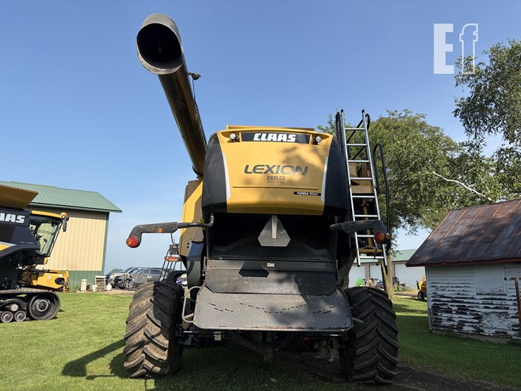 2011-claas-lexion-760-image-4