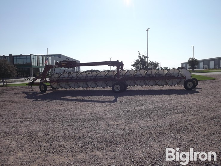 2008-rowse-u27-27-wheel-hay-rake-image-8