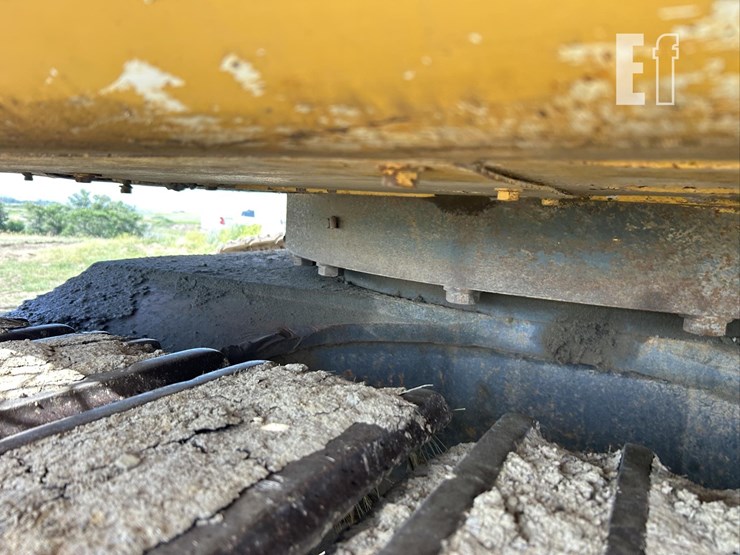 2002-komatsu-pc600-lc-6-image-19