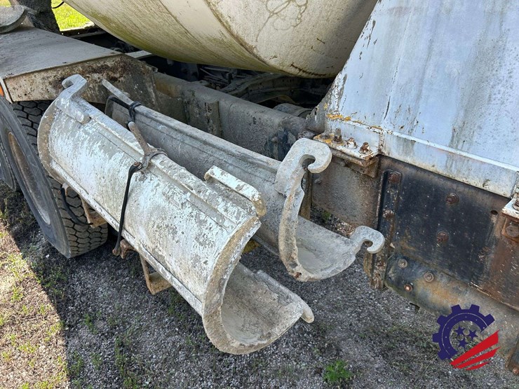 1997-mack-dm-concrete-mixer-truck-image-49