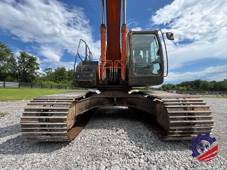 2018-hitachi-zx300-lc-6n-image-45