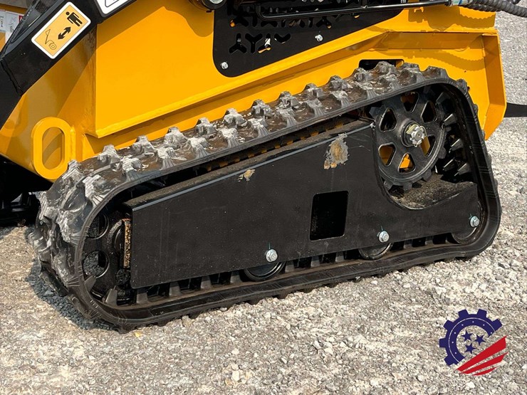 unused-2026-agt-mx-crt23-compact-track-loader-image-5