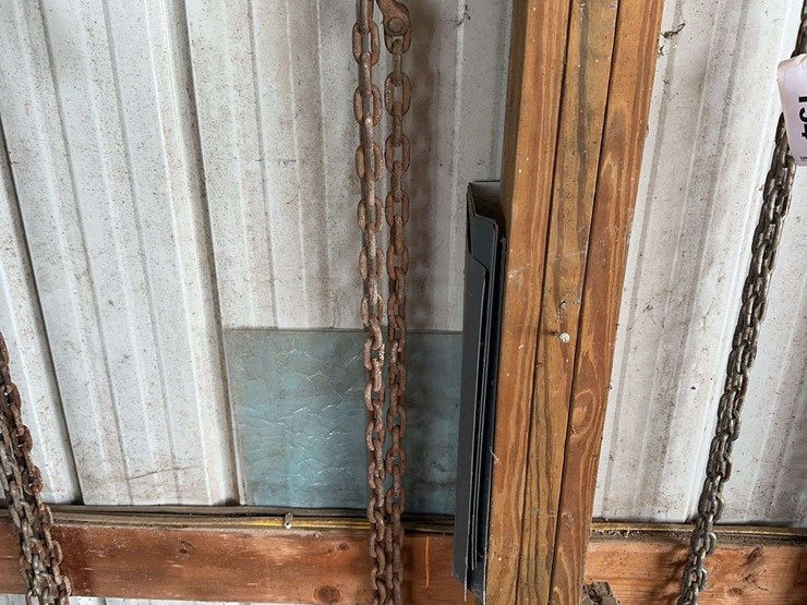 forged-steel-heavy-duty-welded-link-utility-chain-image-1