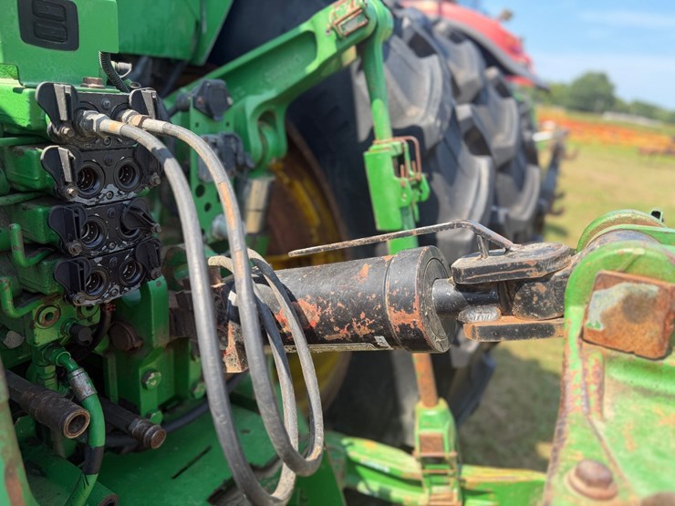 2007-john-deere-8430-image-25