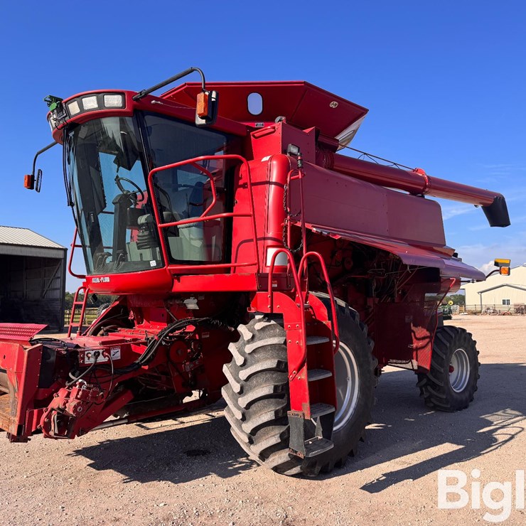2004 CASE IH 2366