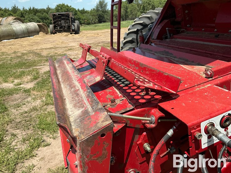 2002-case-ih-2388-image-15