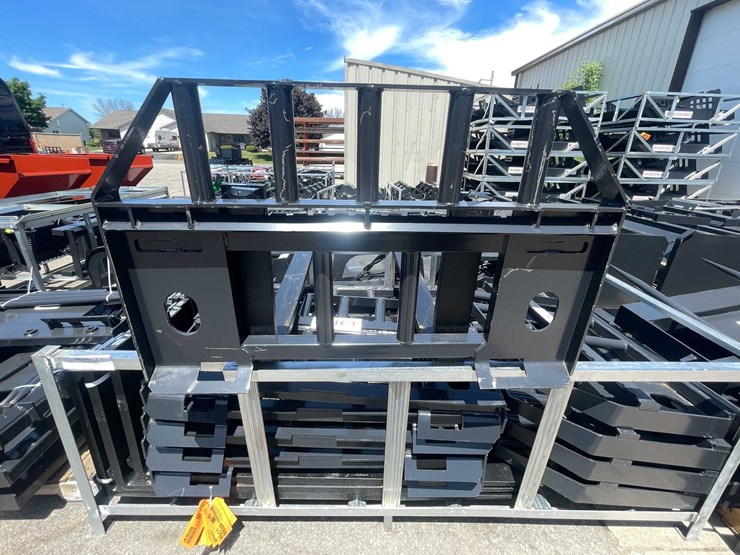 #8304-•-unused-2026-jct-skid-steer-pallet-fork-frame-(o2)-image-2