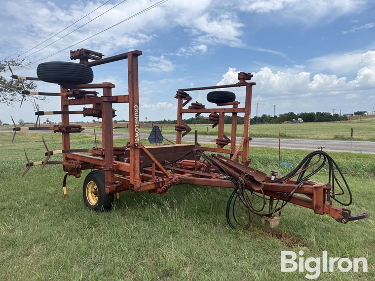 sunflower-24’-chisel-plow-image-7