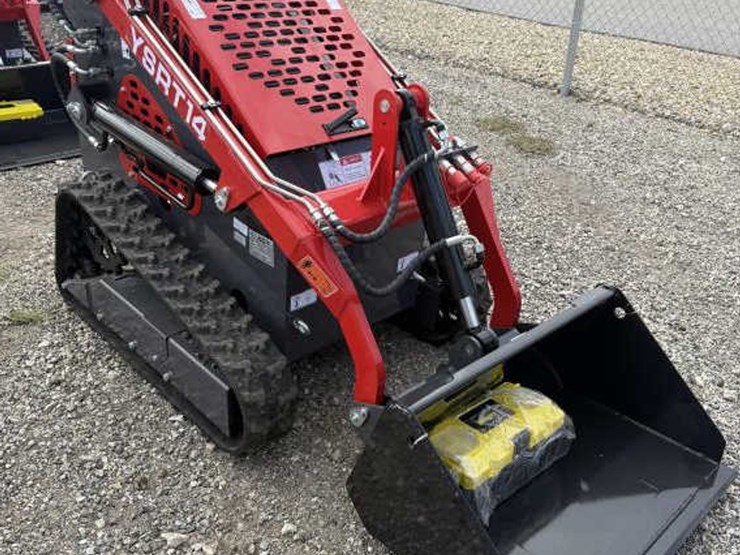 #2-•-mini-skid-steer-tracked-loader---gas-ysrt14-image-3