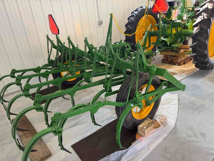 1948-john-deere-bw-image-33