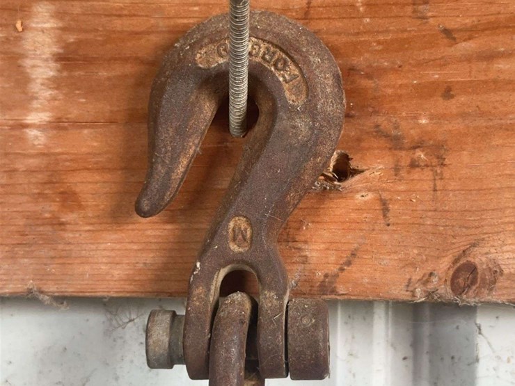 heavy-duty-forged-steel-chain-with-grab-hooks-image-4