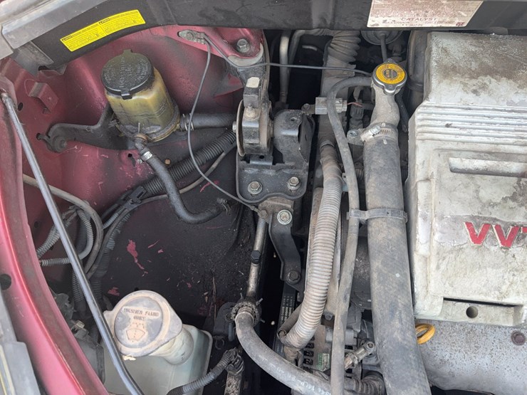 2004-toyota-sienna-image-48