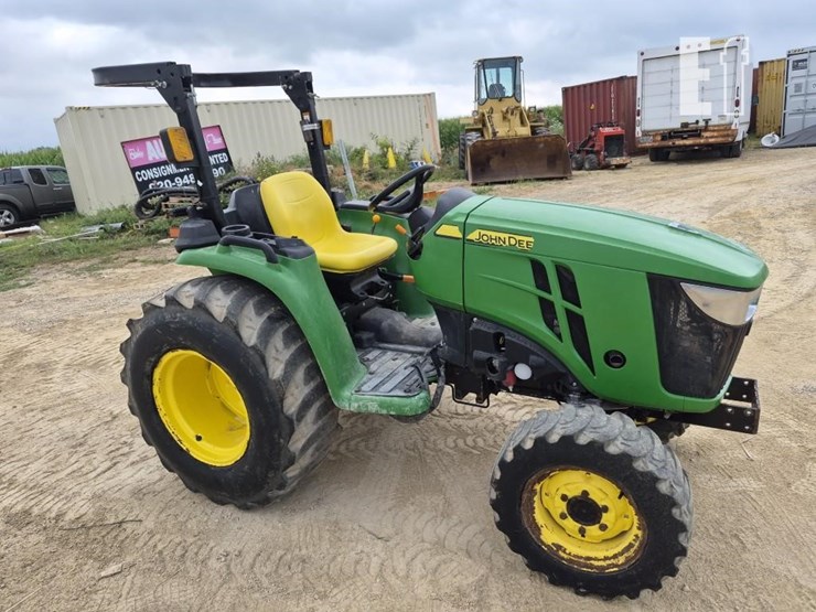 john-deere-3032e-image-4