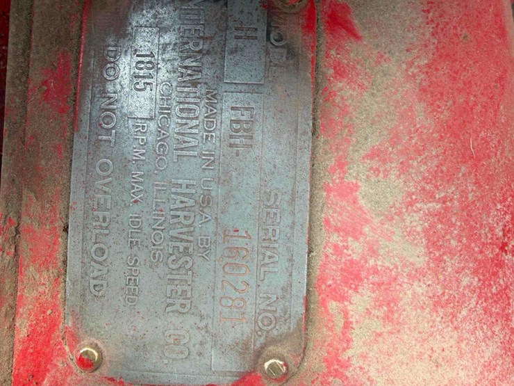 mccormick-farmall-h-tractor-image-32