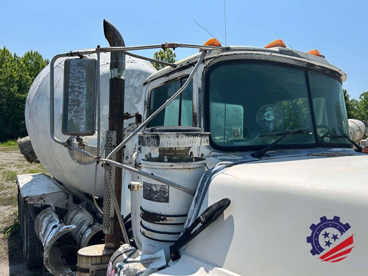 1992-mack-dm600gk-rear-discharge-concrete-mixer-truck-image-60