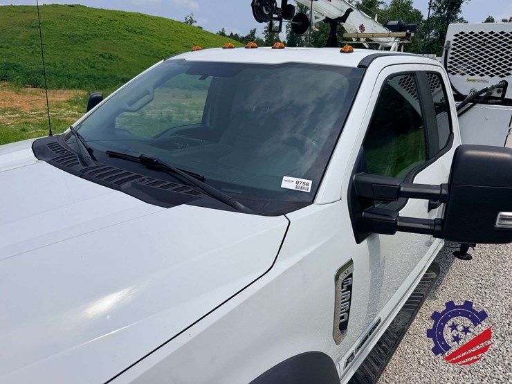 2019-ford-f550-xl-image-29