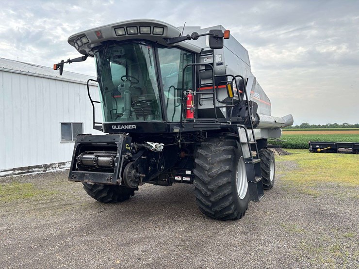2003-gleaner-r65-image-11