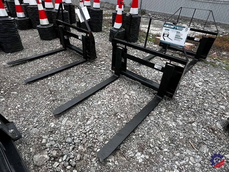 unused-2026-mower-king-sa-skid-steer-forks-attachment-image-3