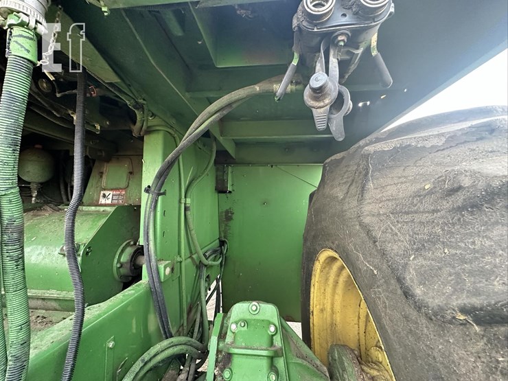 john-deere-6710-image-40