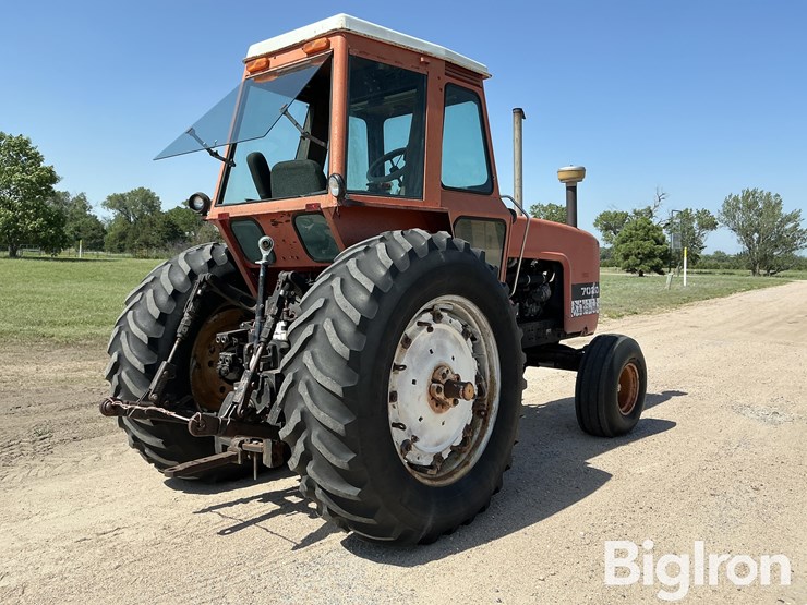 1979-allis-chalmers-7020-image-5