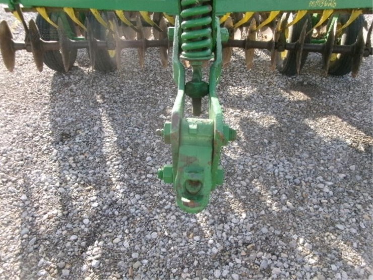 john-deere-bw-image-15
