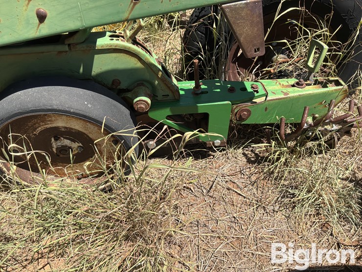 john-deere-7300-image-14