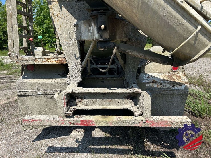1997-mack-dm-concrete-mixer-truck-image-37