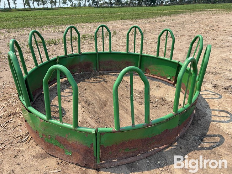 hw-steel-bale-feeder-image-9