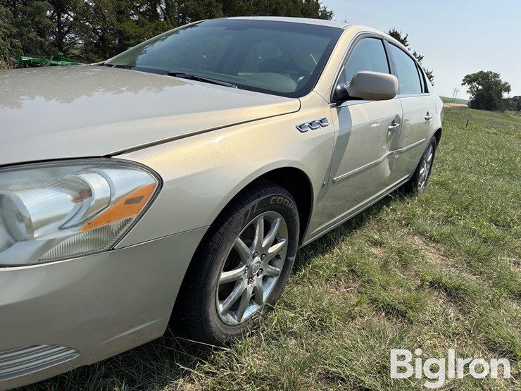 2007-buick-lucerne-cxl-4-door-sedan-image-9