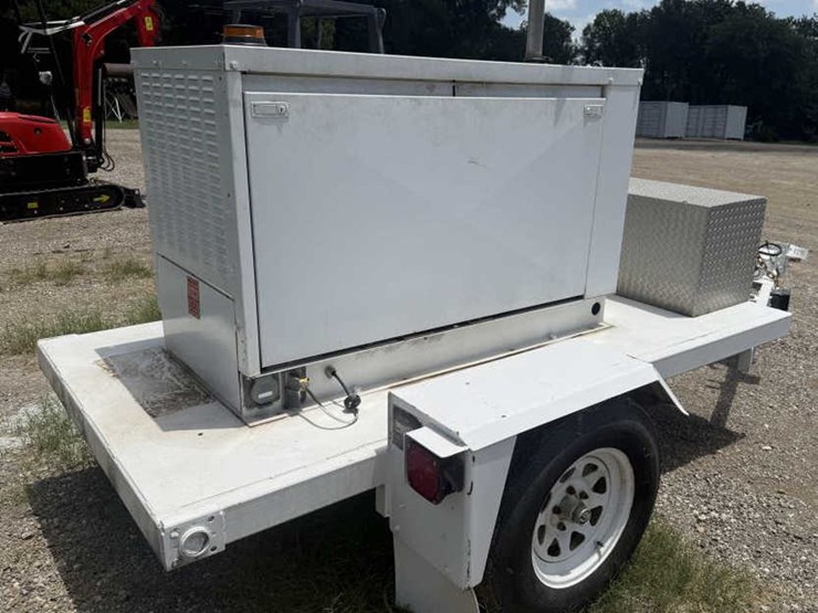 #48-•-onan-cummins-generator-on-trailer-image-10