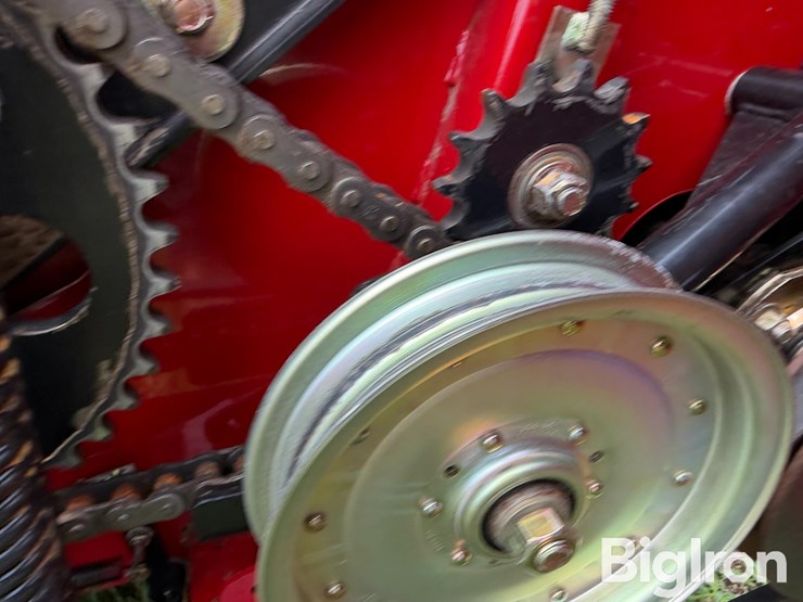 2012-case-ih-3020-image-14