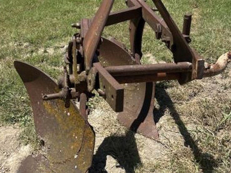 #166-•-ford-3-pt,-2-bottom-plow-image-3