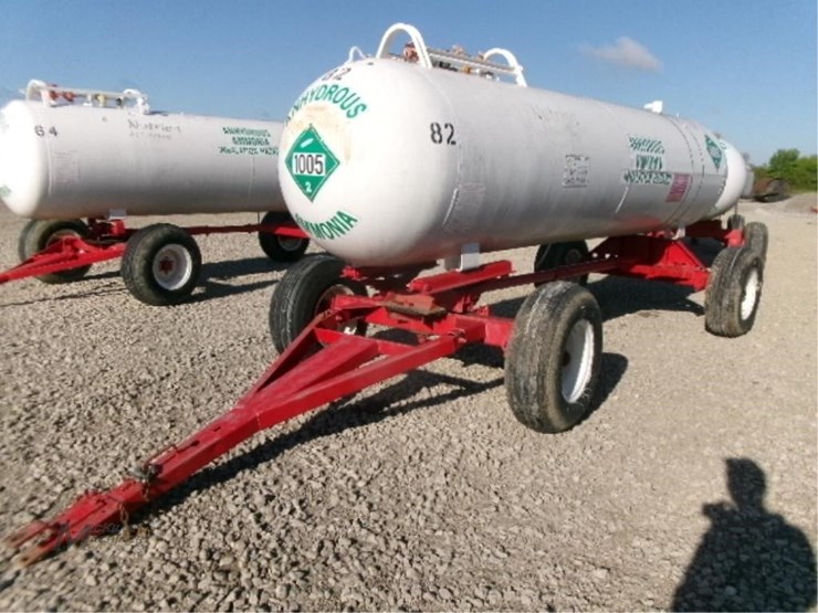 anhydrous-tank-on-gear-3370-image-1