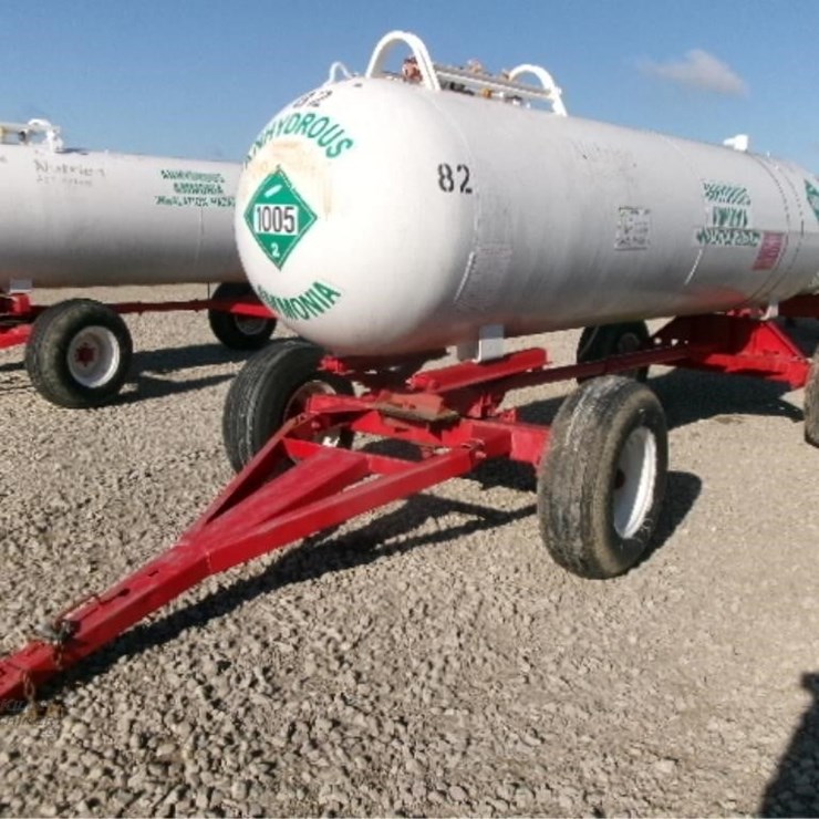 ANHYDROUS TANK ON GEAR 3370