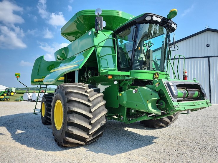 2010-john-deere-9670-sts-image-42