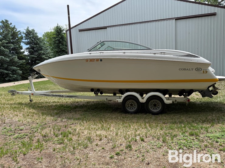 2007-cobalt-232-24'-boat-w/trailer-image-8