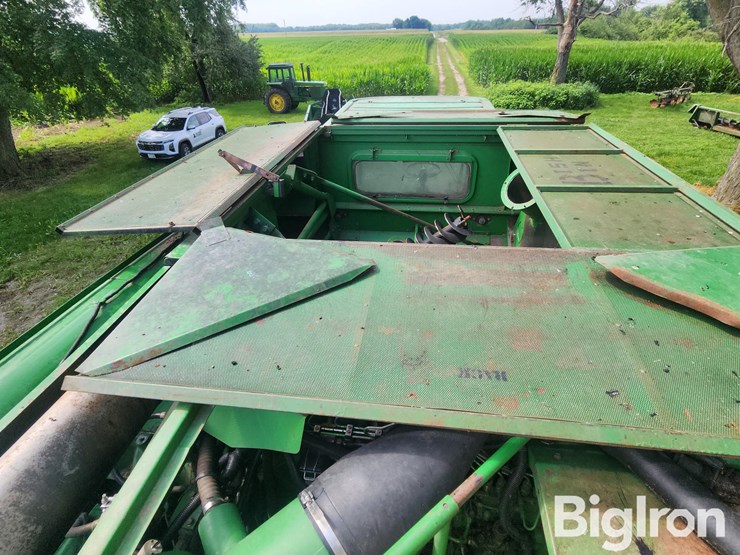 1991-john-deere-9500-image-17