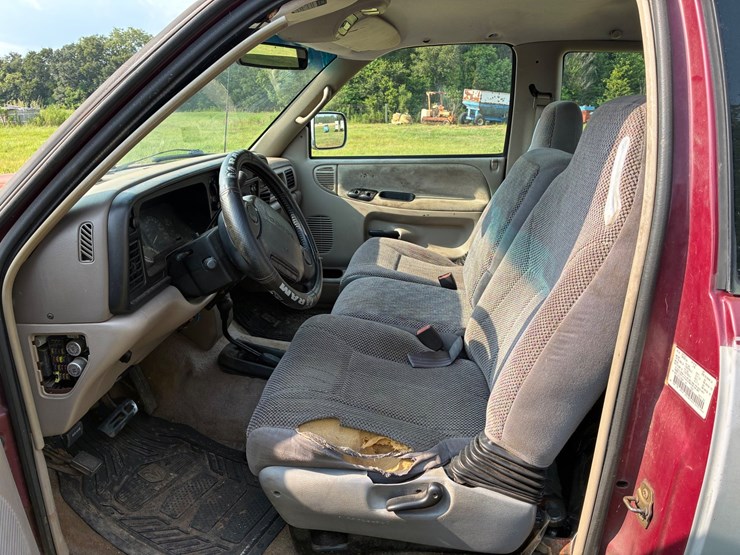 1996-dodge-ram-1500-image-5