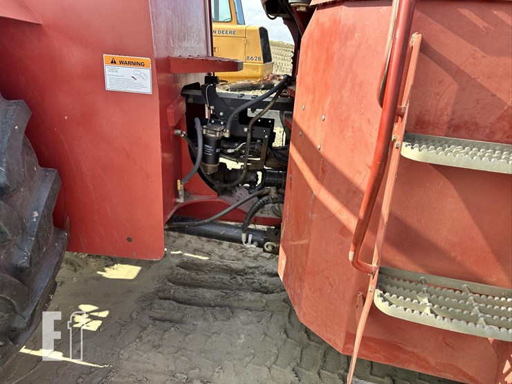 2010-case-ih-steiger-485-image-30
