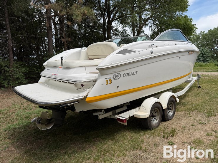 2007-cobalt-232-24'-boat-w/trailer-image-5