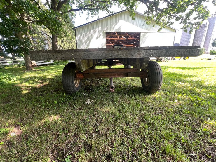 #9924-•-hydraulic-wooden-dump-wagon-image-4