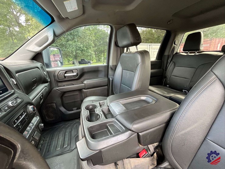 2021-chevrolet-silverado-2500-image-67