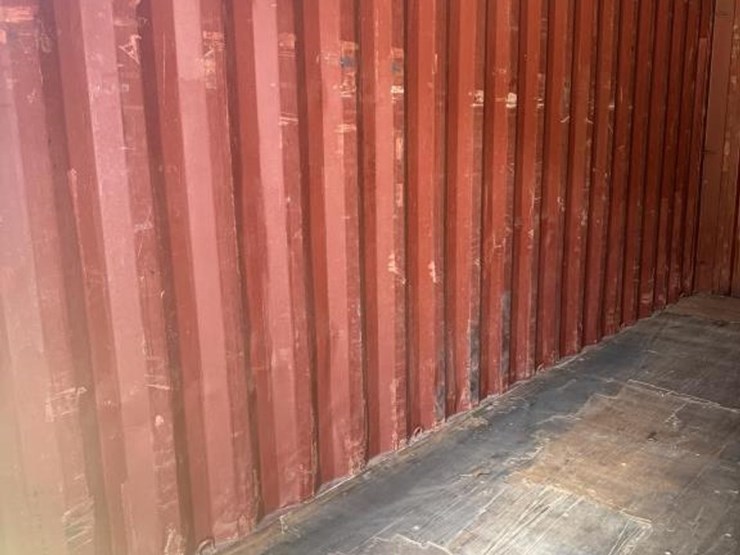 #42-•-20'-used-conex/-shipping-container-image-7