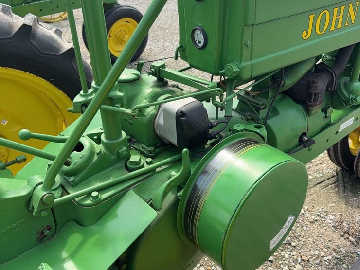 john-deere-h-image-15