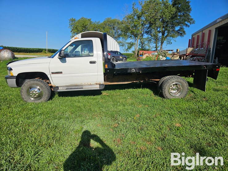 2002-dodge-ram-3500-image-8