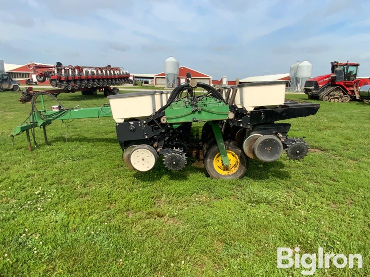 john-deere-7000-image-8