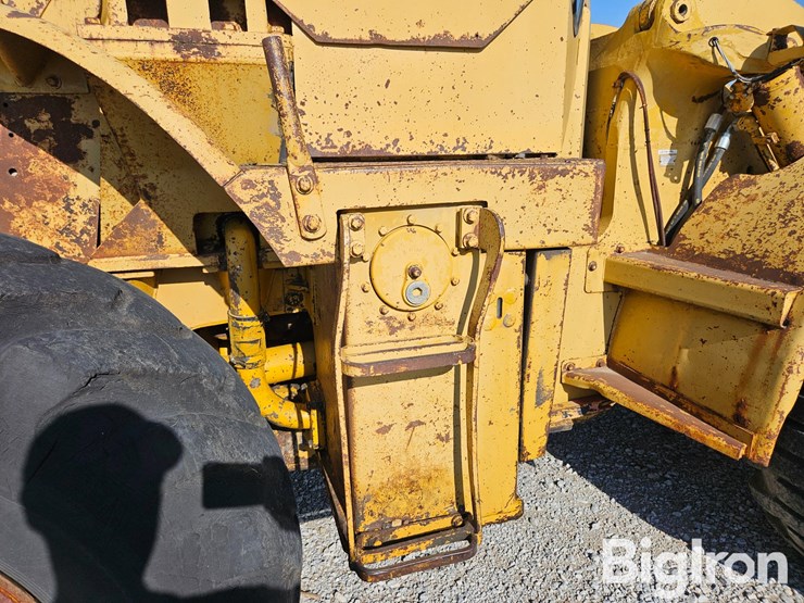 caterpillar-950-image-19