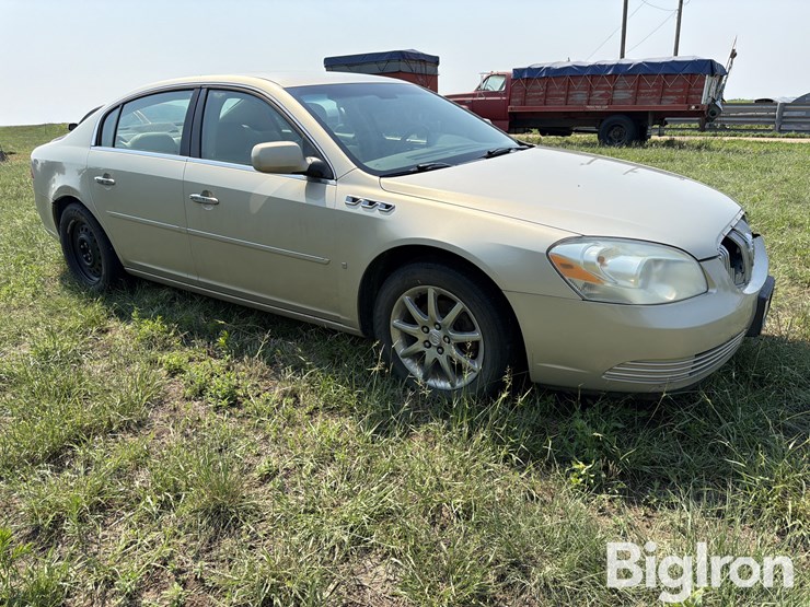2007-buick-lucerne-cxl-4-door-sedan-image-3
